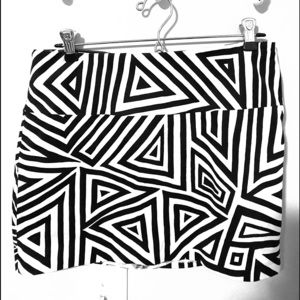 Mini skirt, geometric